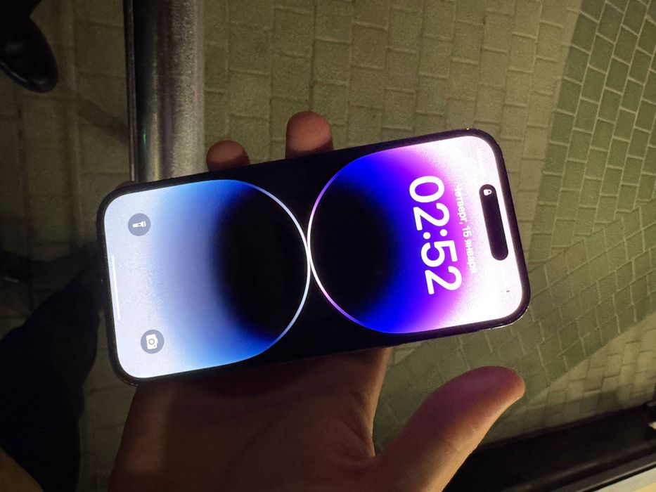 Продаётся айфон 14 про