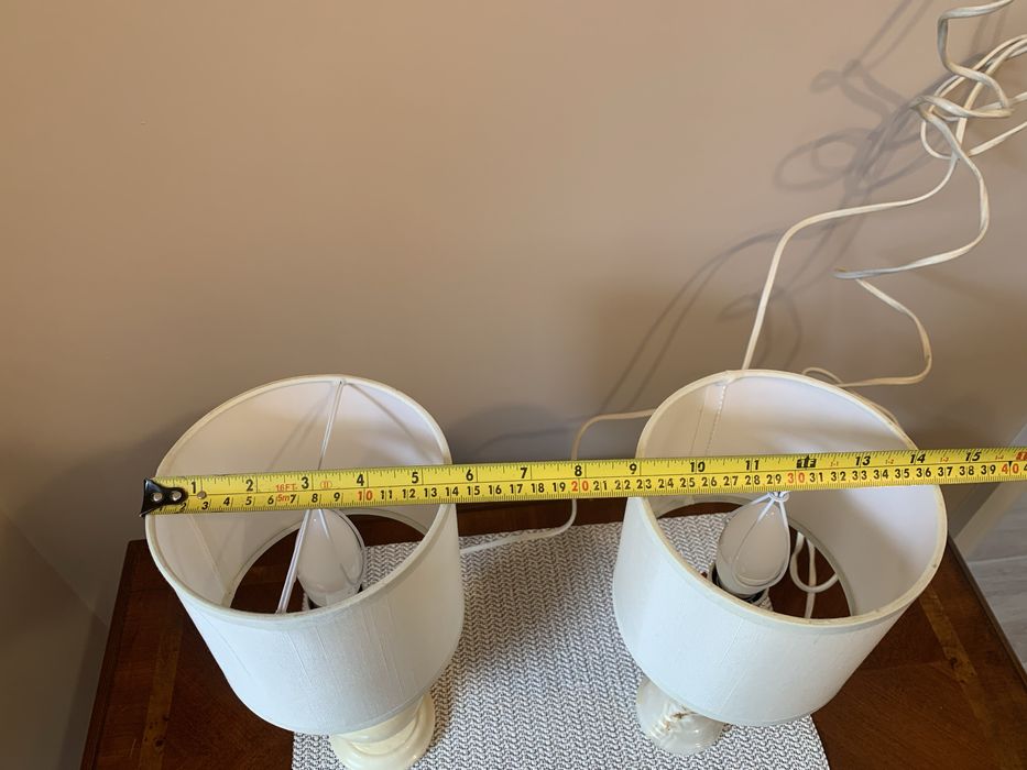 Lampa de noptiera sau masa