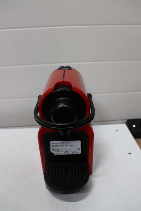 Кафемашина с капсули Nespresso Krups XN1005 Inissia, 1260W, 19bar