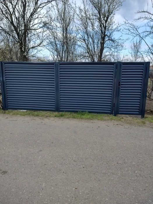 Construim garduri și porți la cerința clientului