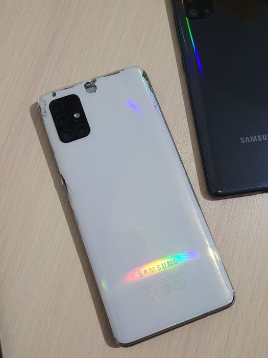 Продам два Samsung A51