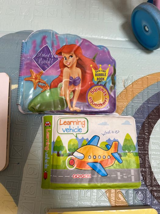 Детски книжки на български и английски