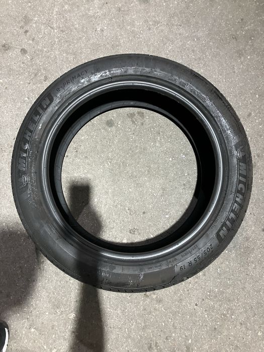 205 55 19 Michelin Primacy Dot 23; 2 броя