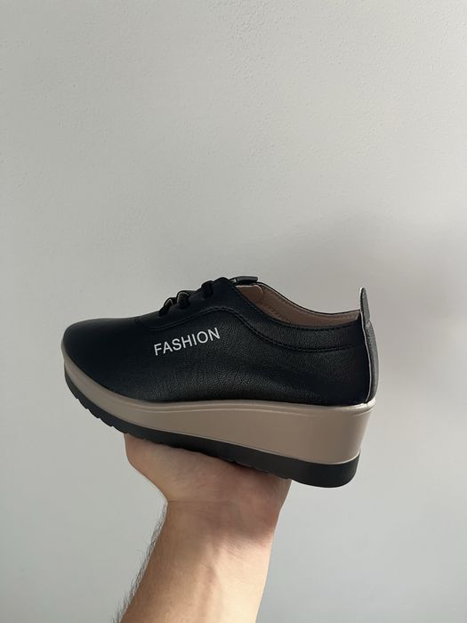 Pantofi Fashion.