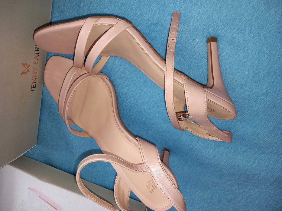 Дамски сандали официални