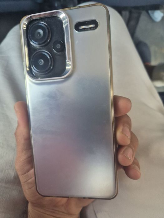 Redmi not 13 pro +5 gi srochni sotiladi