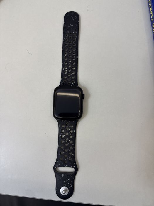 Apple watch SE 2 поколение