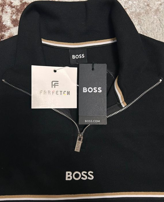 Vând bluza noua de bărbați Boss