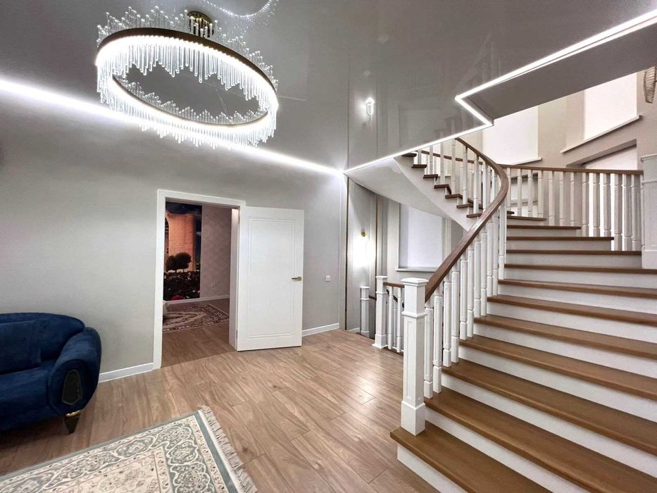 Продам ханский коттедж в г.Косшы