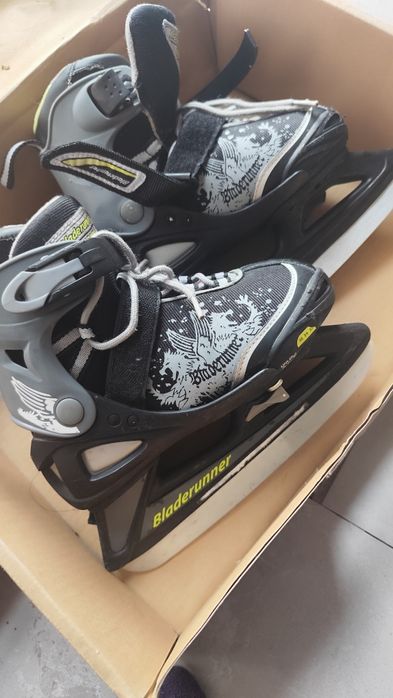Коньки фирменные Bladraner раздвижные 32-35 р
