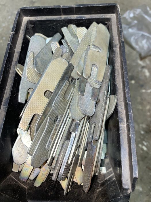 Distantier distantierw cremaliera usa dacia 1300 1310 si papuc