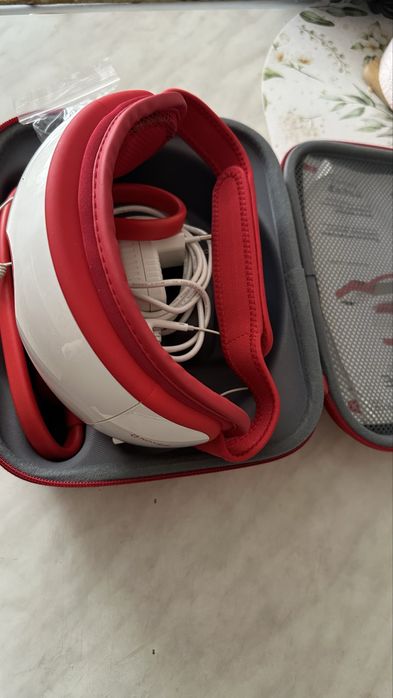 Массажер для глаз и головы