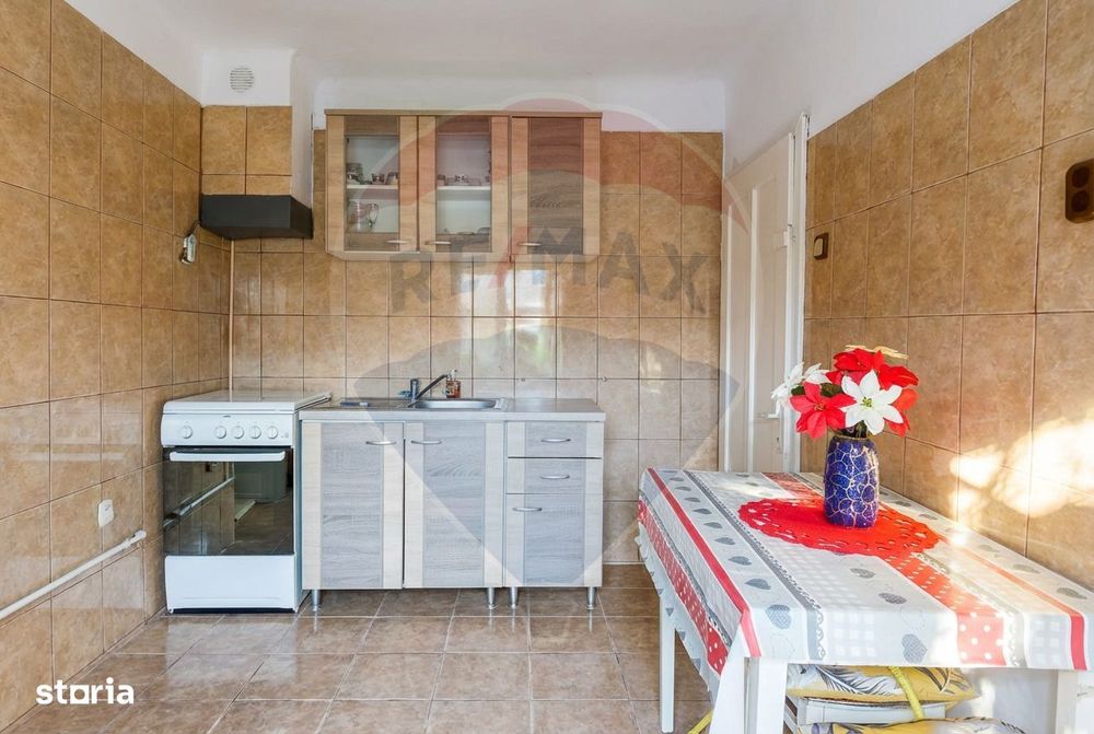 Apartament cu 2 camere in curte comuna - str. Ana Ipatescu