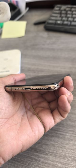 IPhone Xs обмен с моей доплатой