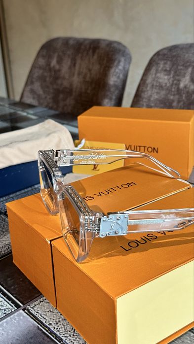 Louis Vuitton 1.1 Millionaires – Transparent