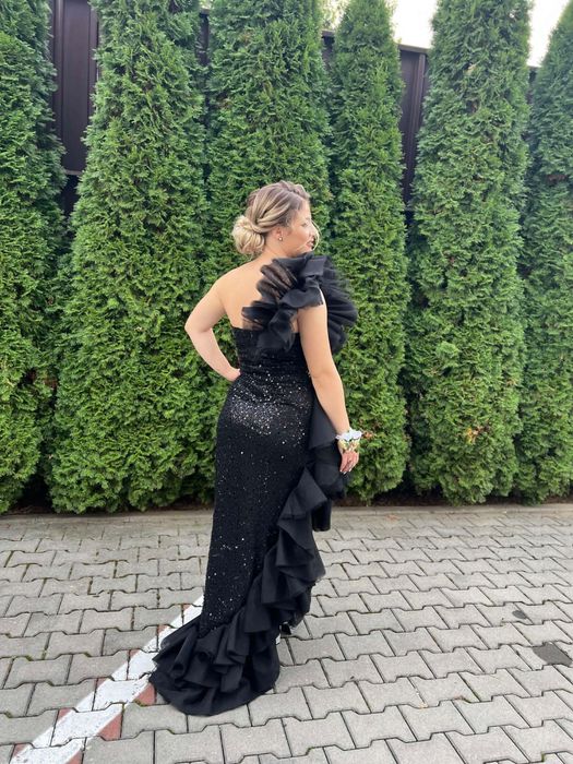 Vand rochie de seara