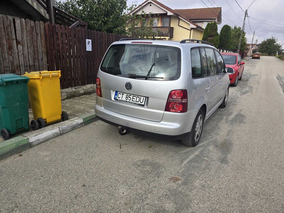 VOLKSWAGEN Touran 2005 — imagine 4