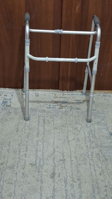 Ходунок для взрослых