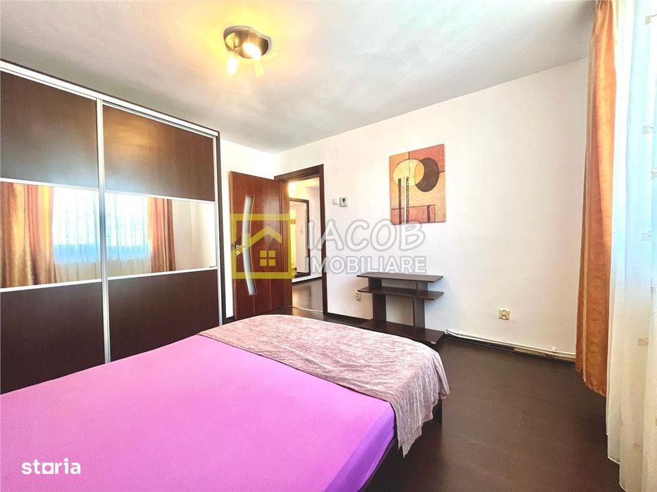 Apartament 3 camere decomandate, strada Martir Horia, Bacau