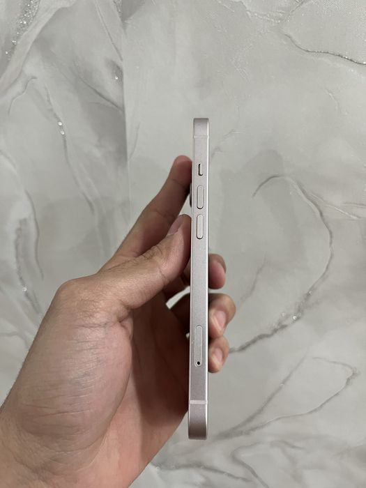 Продам iPhone 13 128gb в идеальном состоянии