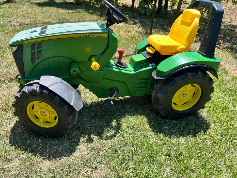 Педално тракторче John Deere с преден товарач Farmtrac
