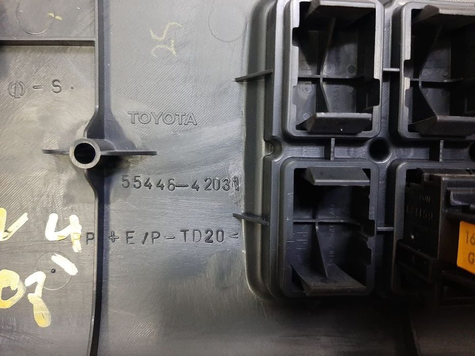 butoane reglaj  lumini toyota rav-4 3 2008 55446-42031  453471
