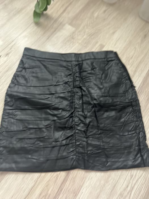 Fusta piele ecologica Stradivarius