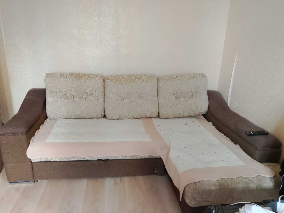 Диван угловой для гостиной