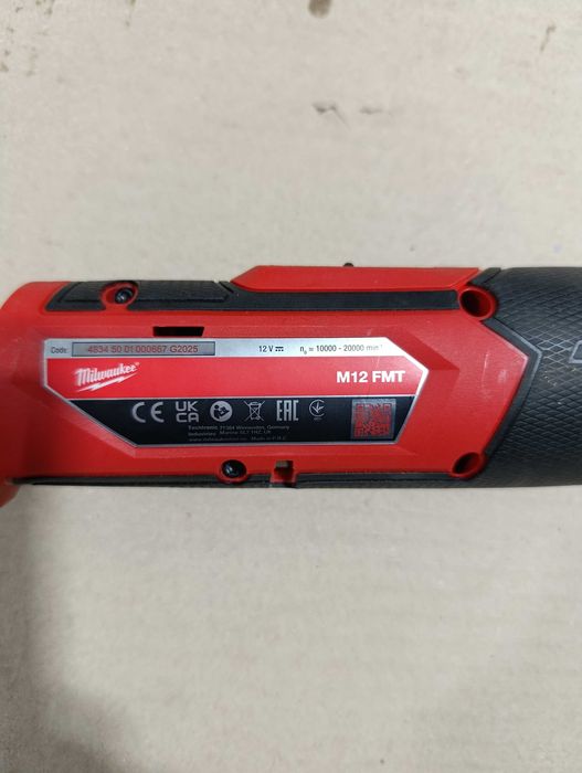Multifuncțională Milwaukee M12 FMT unealtă multifuncțională – NOU – doar corp