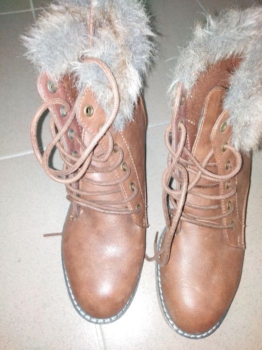 Нови дамски ботуши и боти от естествена кожа!Много стилни и удобни!