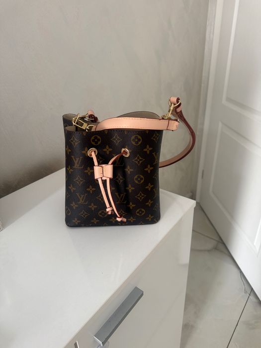Дамска чанта в стил Louis Vuitton