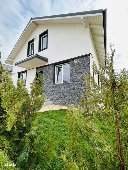 Casă Individuală de Vânzare 4 Camere | Berceni Ilfov | Acces Asfaltat