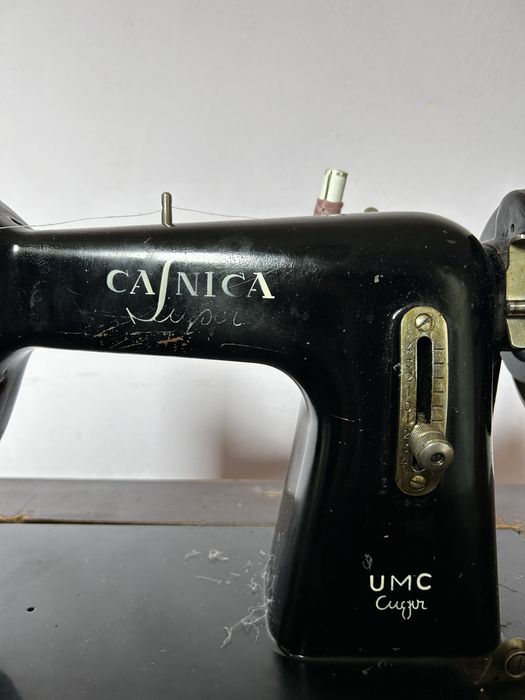 Masina de cusut Casnica Super Cugir