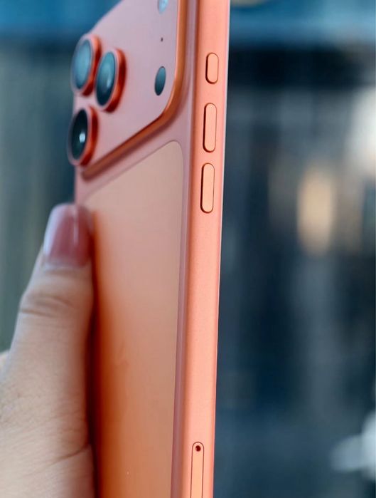 iPhone 17 PRO MAX • 512 GB • 100% Bateria