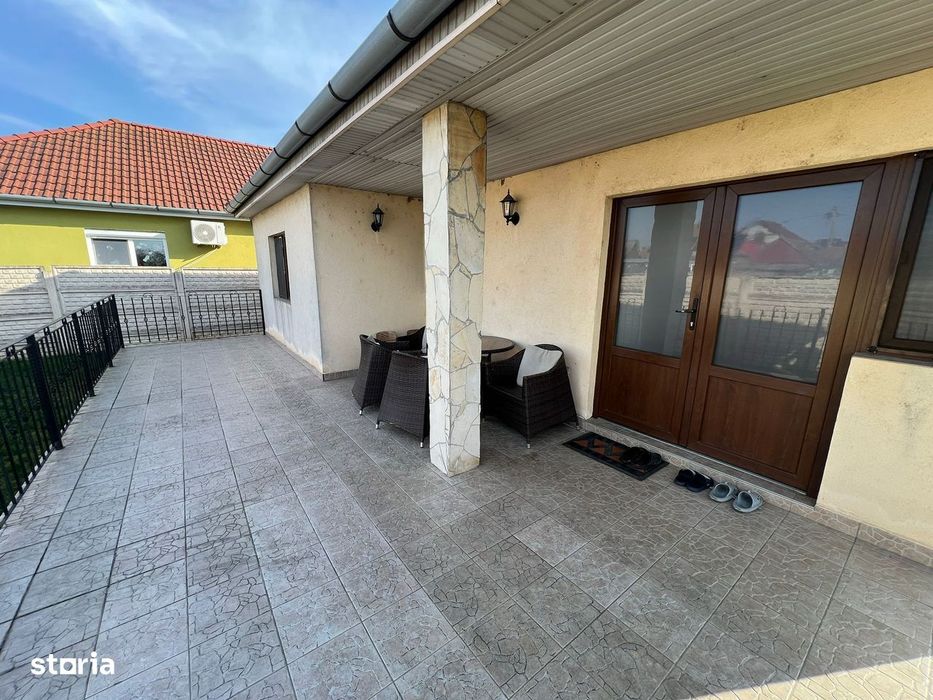 Casa in Santion, Bihor, teren 520 mp, 4 camere, 2 bai, garaj – VANZARE