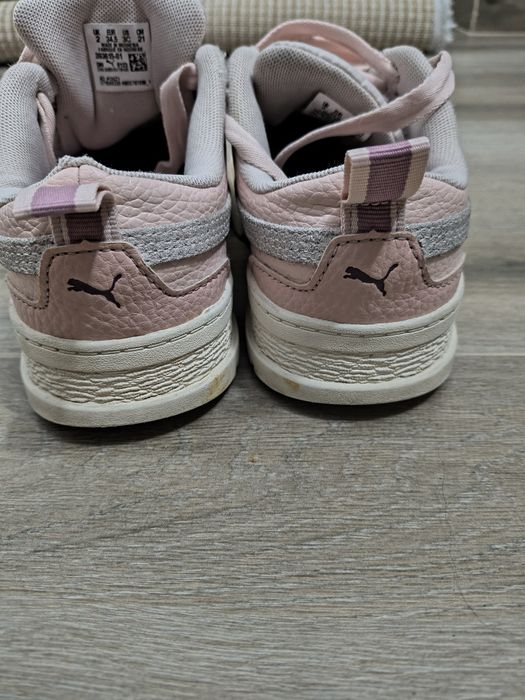 Adidași Puma  mărimea 34.5