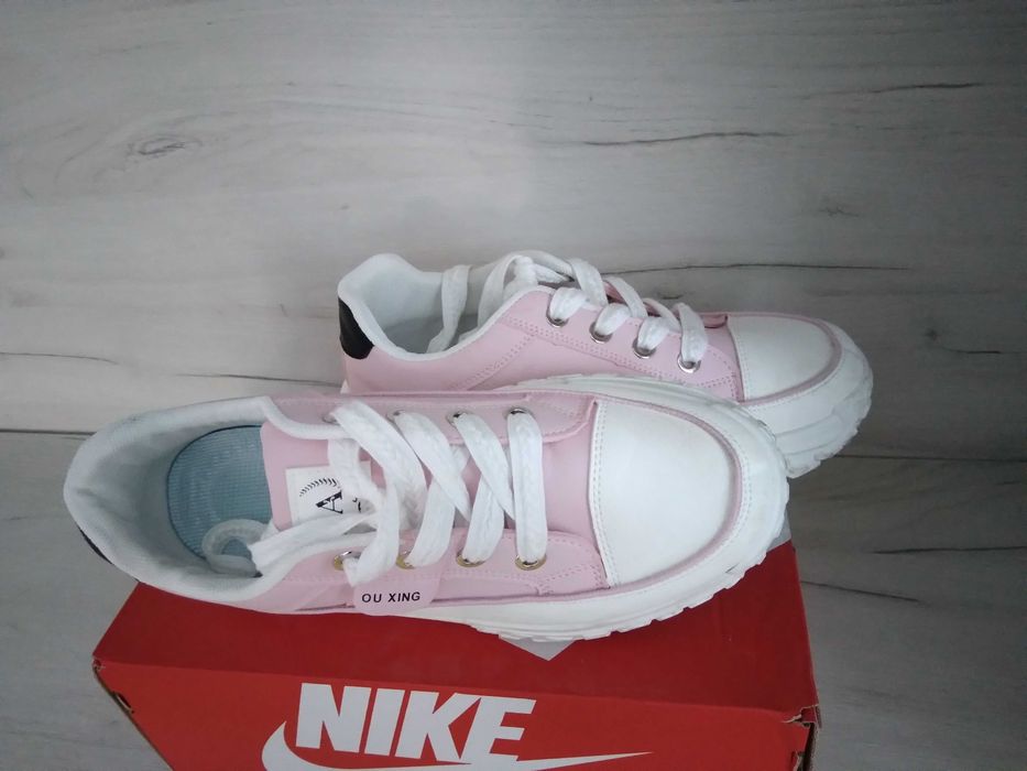 Оригинални кецове размер 41 на convers-  цена 60лв.