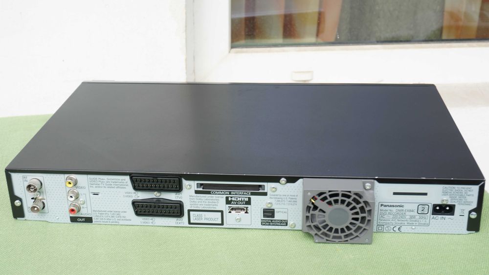 DVD recorder combo cu HDD Panasonic DMR-EX84C cu HDMI