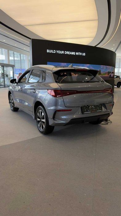 BYD e2 405 km электромобиль
