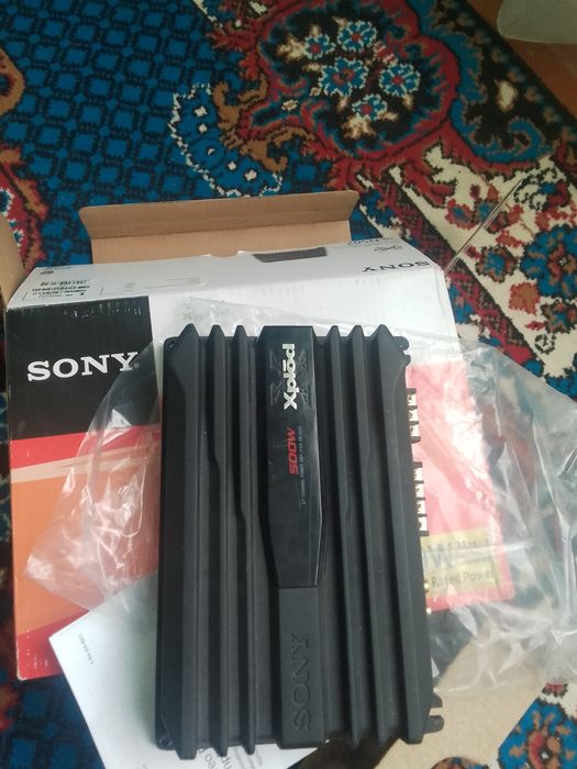 Sony usilitel N502