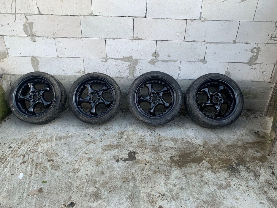 Vând jante keskin tuning , în două mărimi 225/40/18 și 225/45/18 prindere 5/112