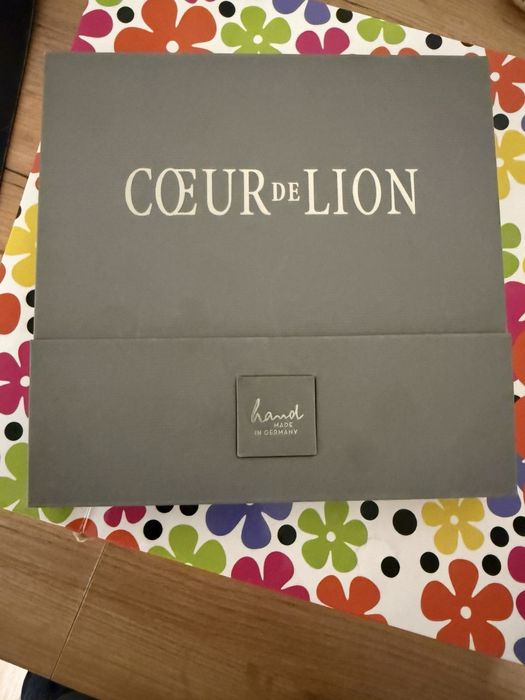 Colier asimetric cu perle de apă dulce și oțel inoxidabil, aur alb