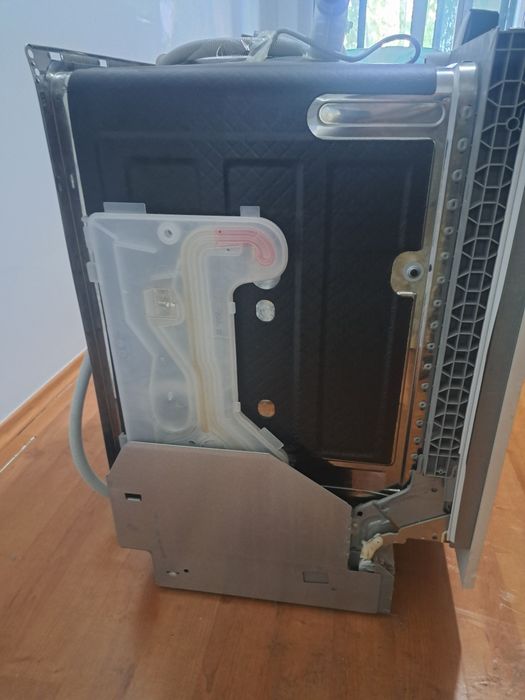 Посудомоечная машина BOSCH