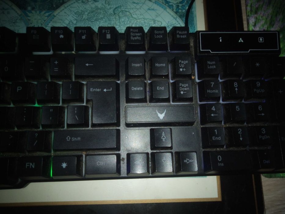 de  vanzare  tasatura    geming !!!