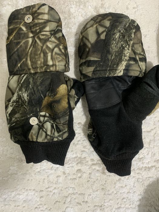Продам балаклаву и варежки для охоты