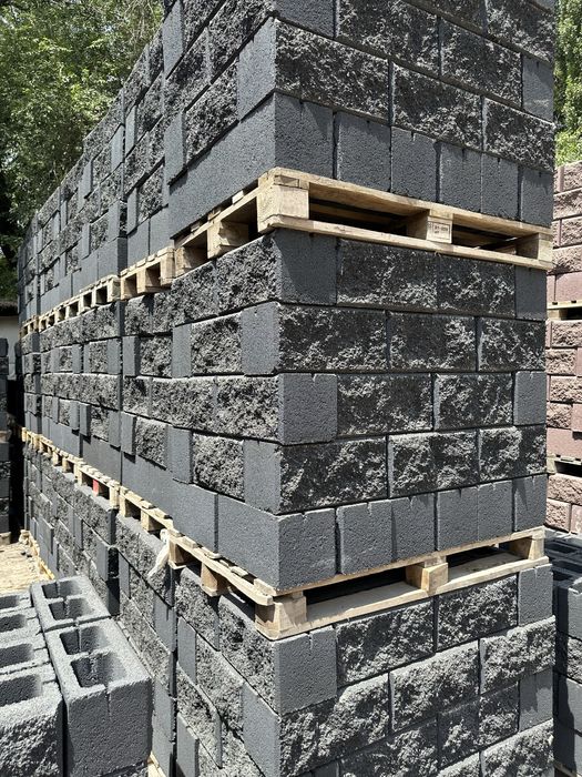 Сплитерные блоки, колонны, шляпы