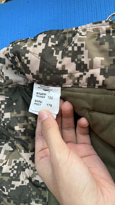 Продам бушлат вверх и низ.