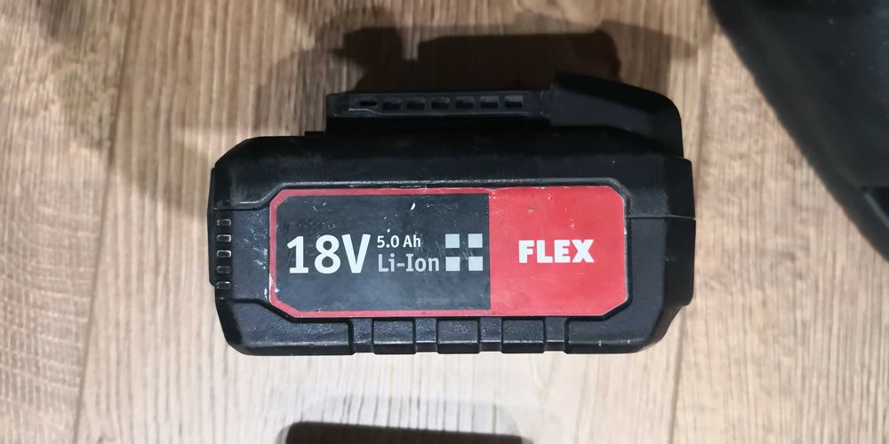 Зарядни и батерии за акумулаторни машини