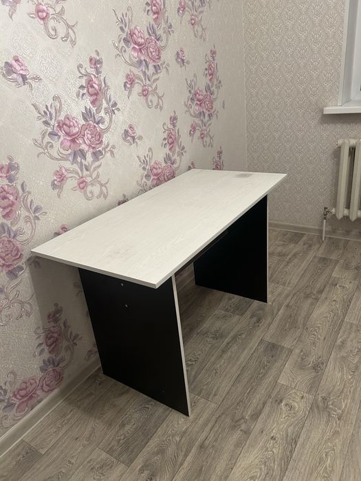 Продам стол за 5тысяччччччччччччччччч