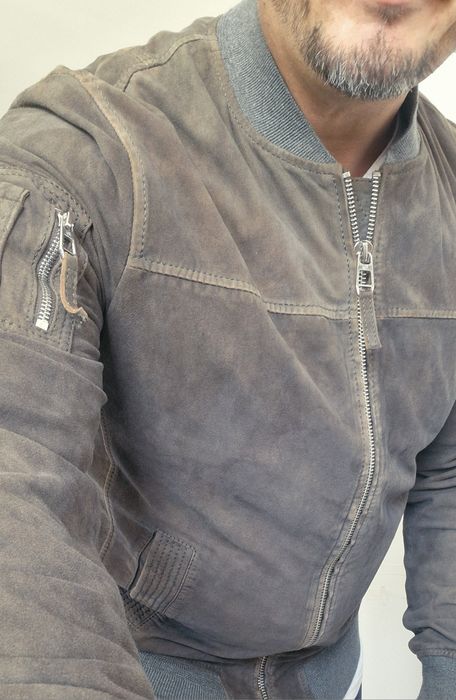 Мъжки кожен бомбър MILESTONE (M) 150€